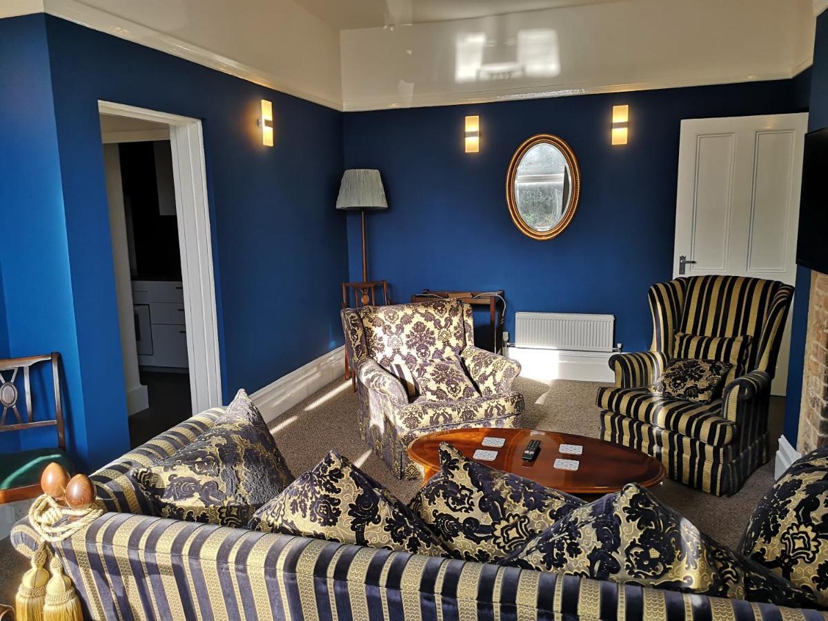 2 Bedroom Apartment At Kent Escapes Short Lets & Serviced Accommodation Kent, Bouverie Escape Folkestone With Wifi מראה חיצוני תמונה